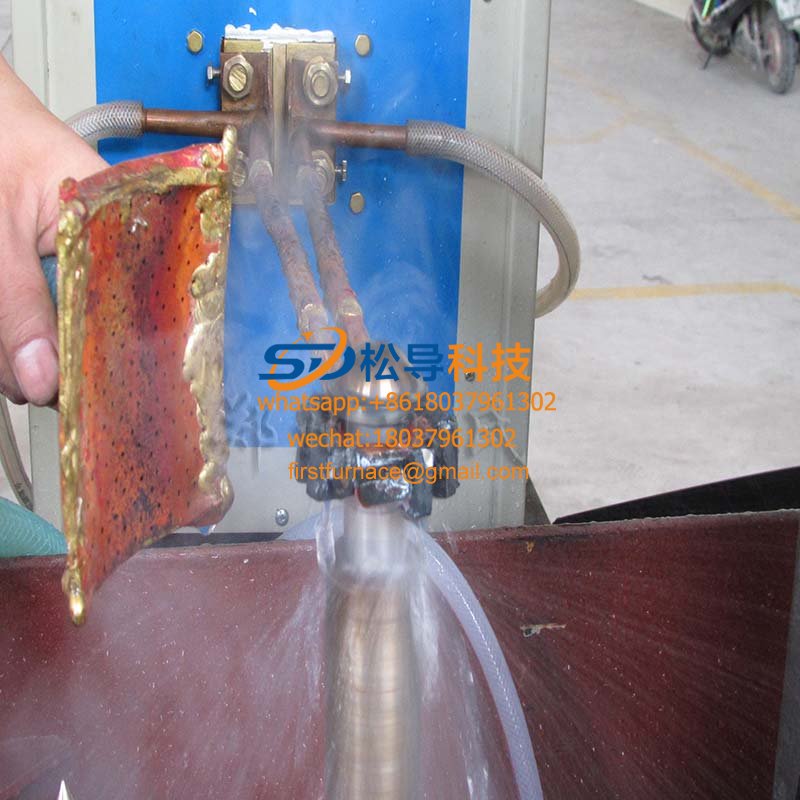 Piston rod quenching special equipment 
